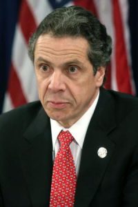 Read more about the article Governor Cuomo has warned Con Edison’s CEO that the state’s Public Service Commission will review their approval of hundreds of thousands in bonuses given to executives following Hurricane Sandy